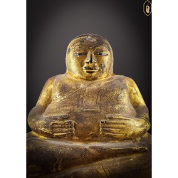 Authentic Ayutthaya amulets bronze Close the gold base on the original Thai soil