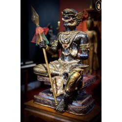 Lord Buddha Old golden teak is worshiped to bring prosperity to life and business.
