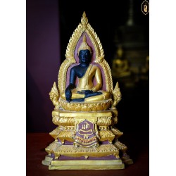 พระสมเด็จพญางิ้วดำ รุ่นพิเศษ วัดใหม่บ้านดอน นครราชสีมา ปี พ.ศ. 2518 เนื้อเรซิ่นพระเก่าสวยน่าเก็บบูชา หายากองค์เดียวไม่ต้องสืบไม่ต้องหา