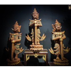 พญายักษ์ท้าวเวสสุวรรณไม้สักทองอายุราว 70 ปี ของเก่าเก็บบูชา แต่รุ่นปู่ รุ่นพ่อ บอกต่อกันมาว่าจริง