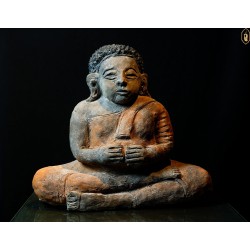 100-year-old ancient Sangkachai Phra Nakhon Si Thammarat style unique beauty This type of art is often found in ancient caves and temples.