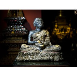 โบราณกล่าวไว้ให้บูชา พระอุปคุตเจ้าแห่งสมุทร ขจัดอุปสรรค พระอุปคุตโบราณ 100 ปีเนื้อดินเคลือบด้วยรัก