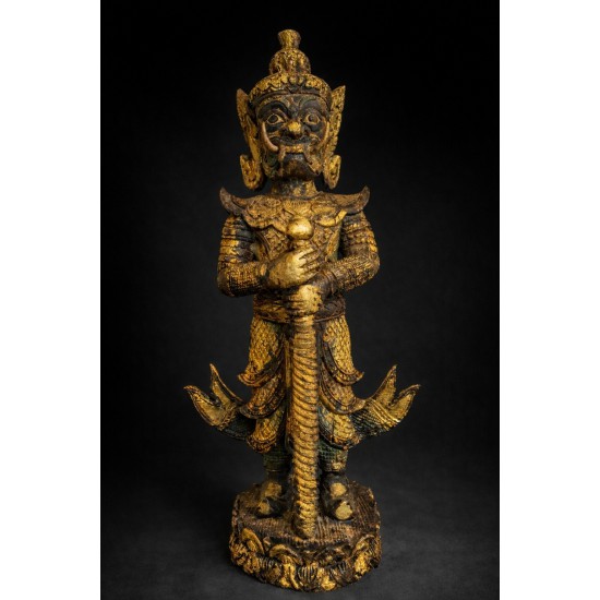 องค์นี้ไม่ใช่ของตั้งโชว์