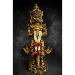 องค์นี้ไม่ใช่ของตั้งโชว์