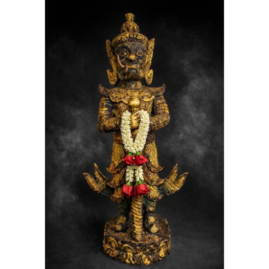 องค์นี้ไม่ใช่ของตั้งโชว์