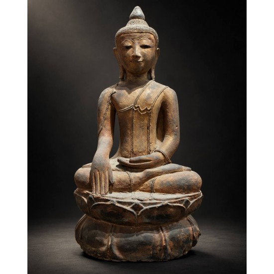 "พระไม้เก่าโบราณอายุหลายร้อยปี"